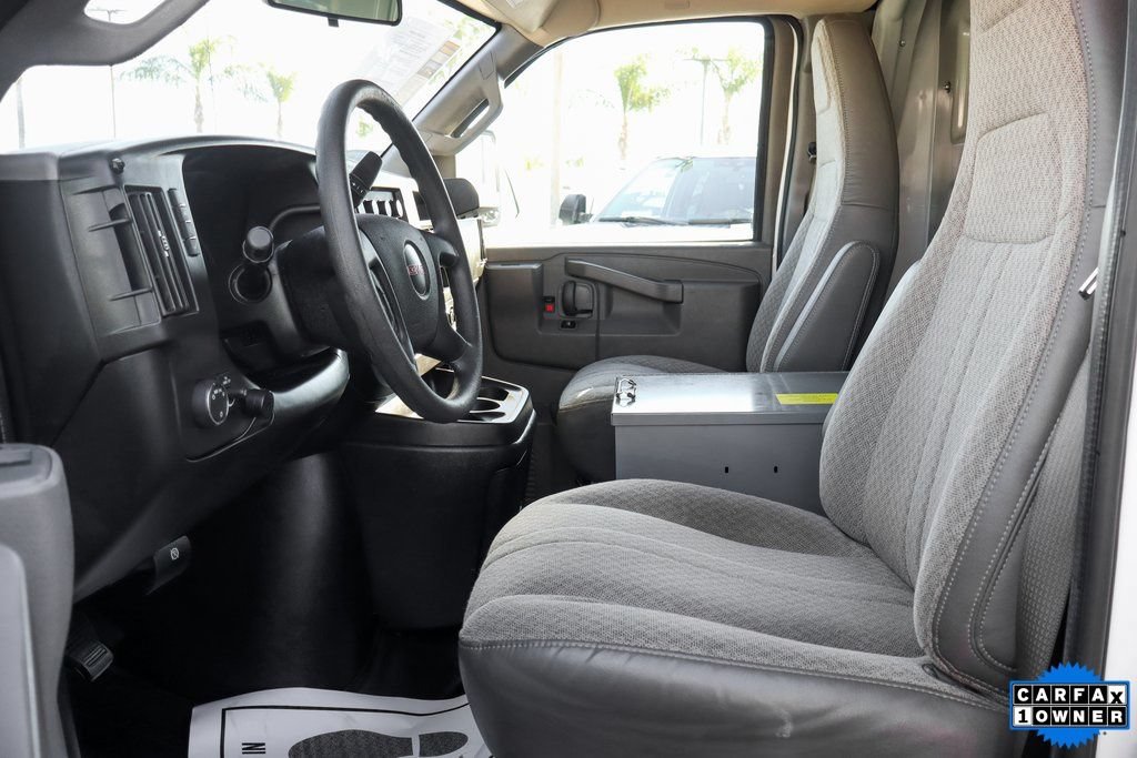 Used 2021 GMC Savana 3500 w/ Power Convenience Package RWD image 20