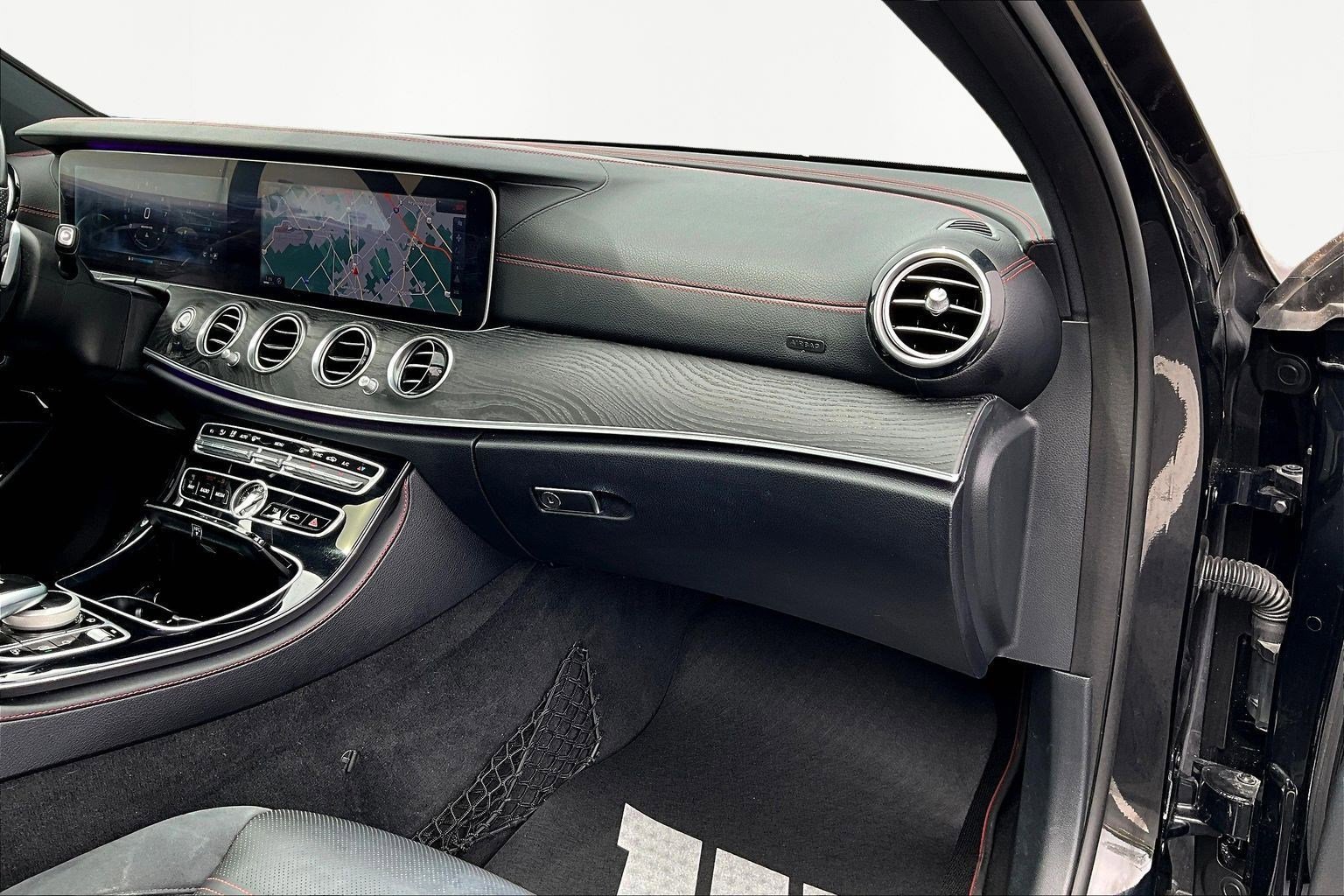 Used 2017 Mercedes-Benz E 43 AMG 4MATIC Sedan image 27