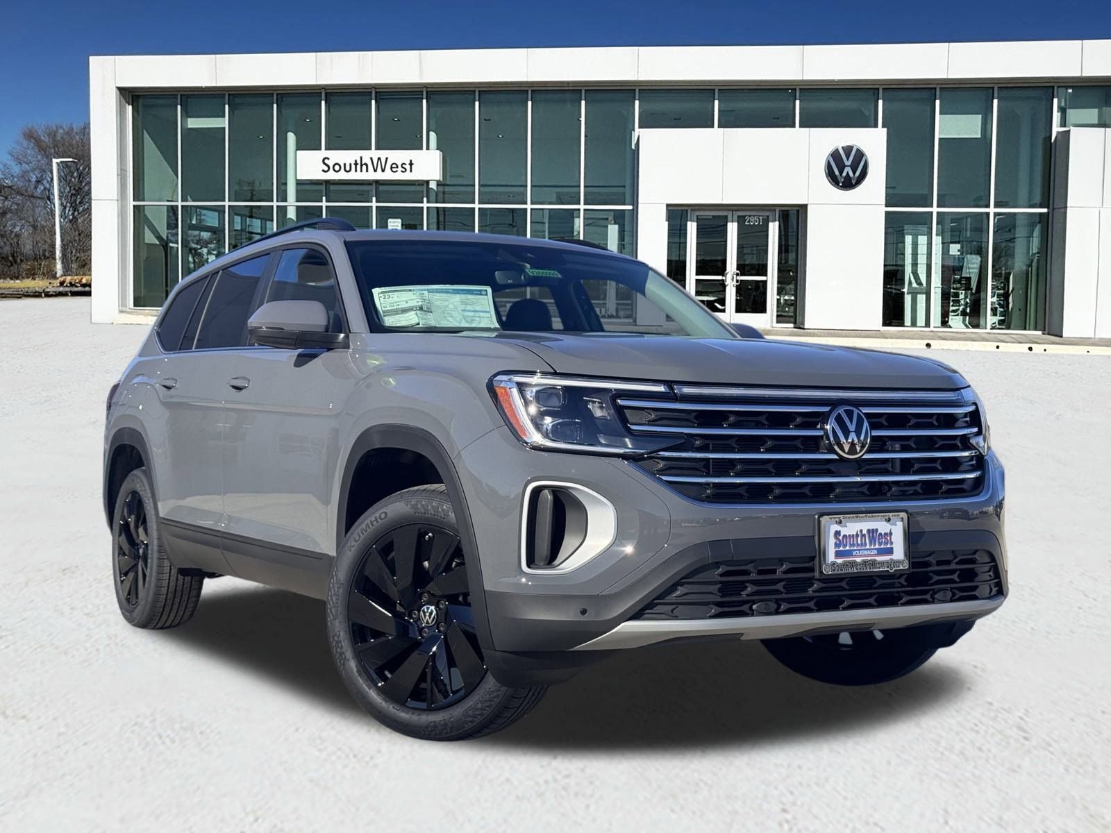 New 2026 Volkswagen Atlas SE