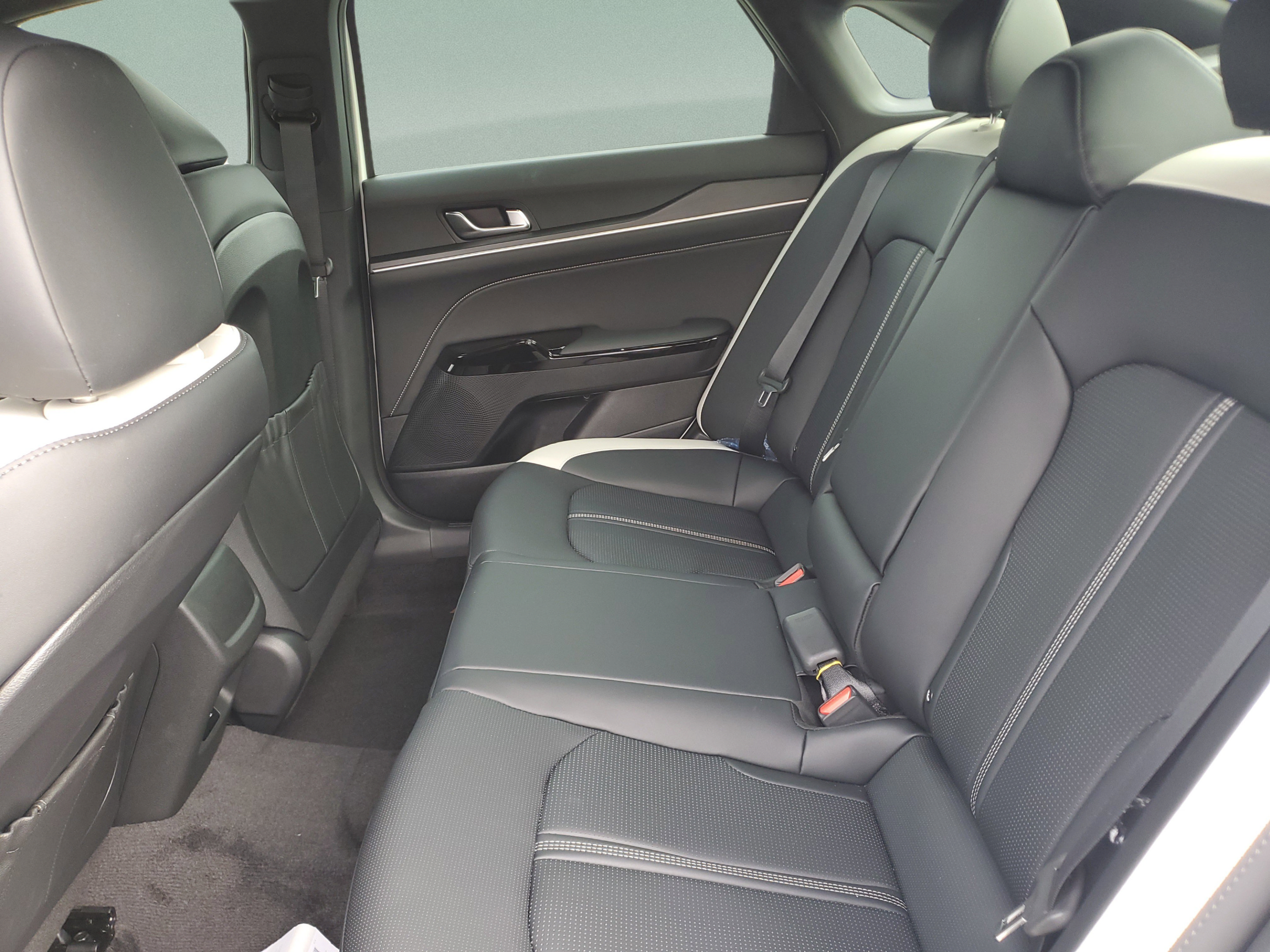 New 2026 Kia K5 GT-Line w/ GT-Line Premium Package FWD image 24
