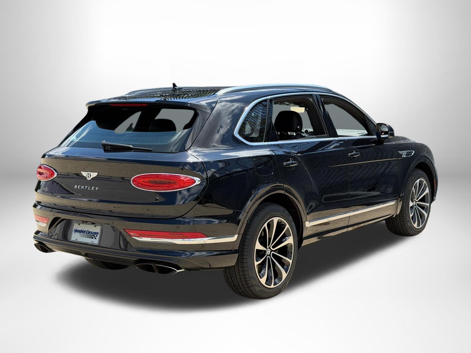 Certified 2023 Bentley Bentayga AWD/4WD image 7
