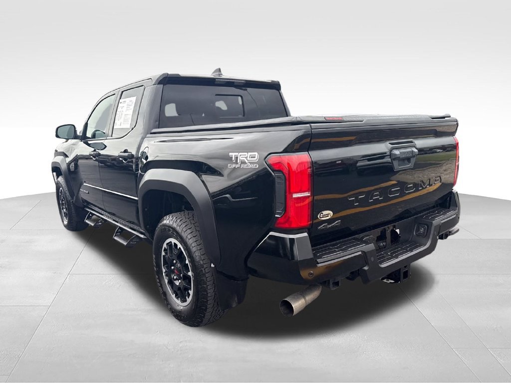 Used 2024 Toyota Tacoma TRD Off-Road w/ TRD Off Road Upgrade Package AWD/4WD image 3