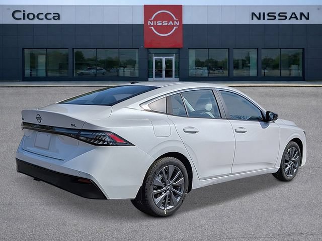 New 2026 Nissan Sentra SL w/ Floor Mat Package FWD image 4
