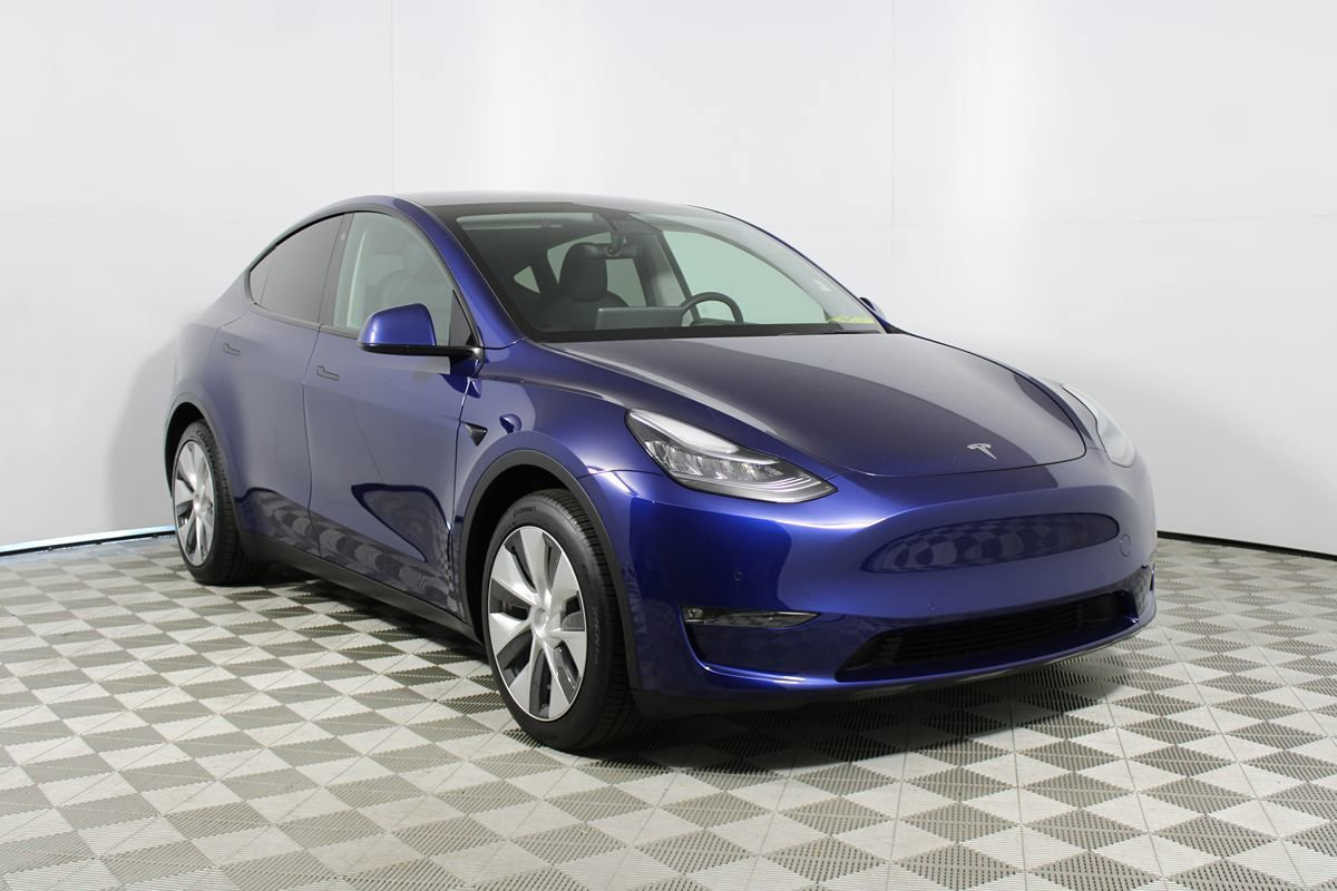 Used 2021 Tesla Model Y Long Range AWD/4WD image 28