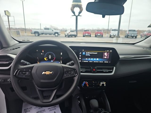 New 2026 Chevrolet TrailBlazer LT w/ Driver Confidence Package AWD/4WD image 18