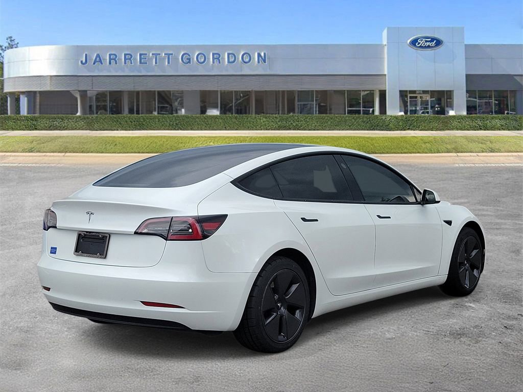 Used 2023 Tesla Model 3 Standard Range RWD image 4