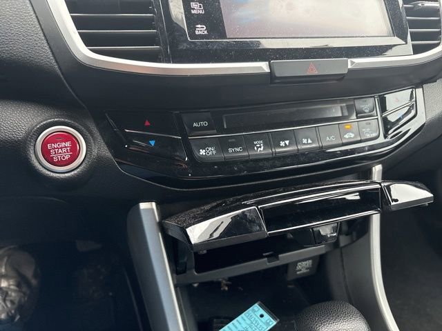 Used 2017 Honda Accord EX image 24