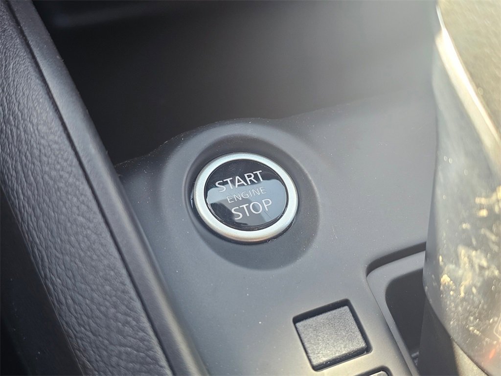 New 2025 Nissan Kicks Play S image 16