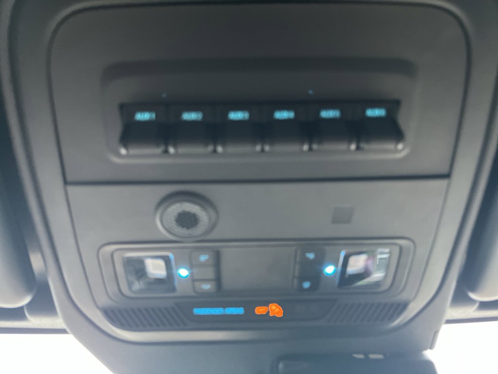 Used 2022 Ford Bronco Wildtrak image 16