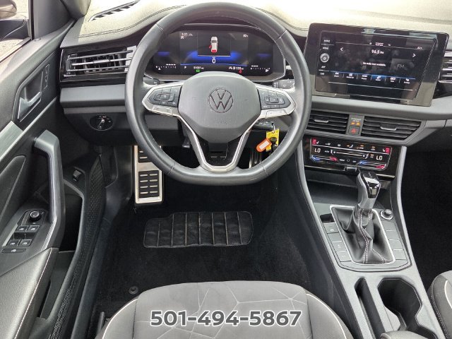 Used 2025 Volkswagen Jetta Sport FWD image 11