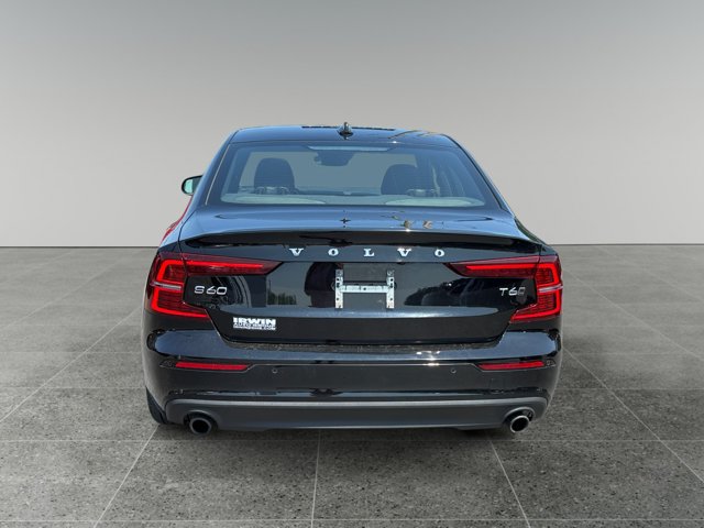 Used 2020 Volvo S60 T6 Momentum w/ Protection Package AWD/4WD image 5