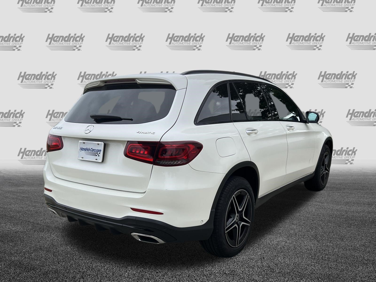 Used 2020 Mercedes-Benz GLC 300 4MATIC w/ AMG Line image 11