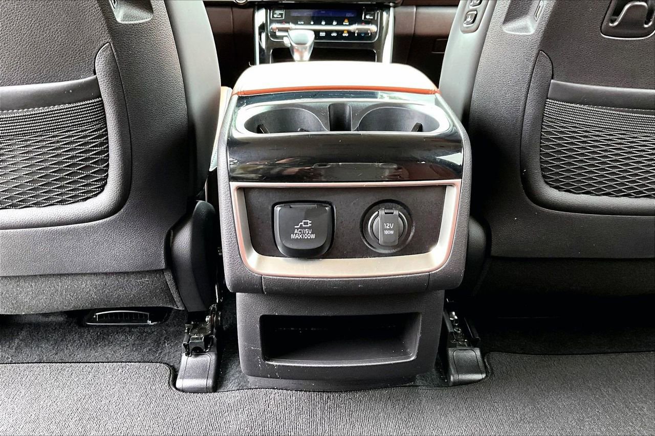 Used 2024 Kia Carnival SX image 16