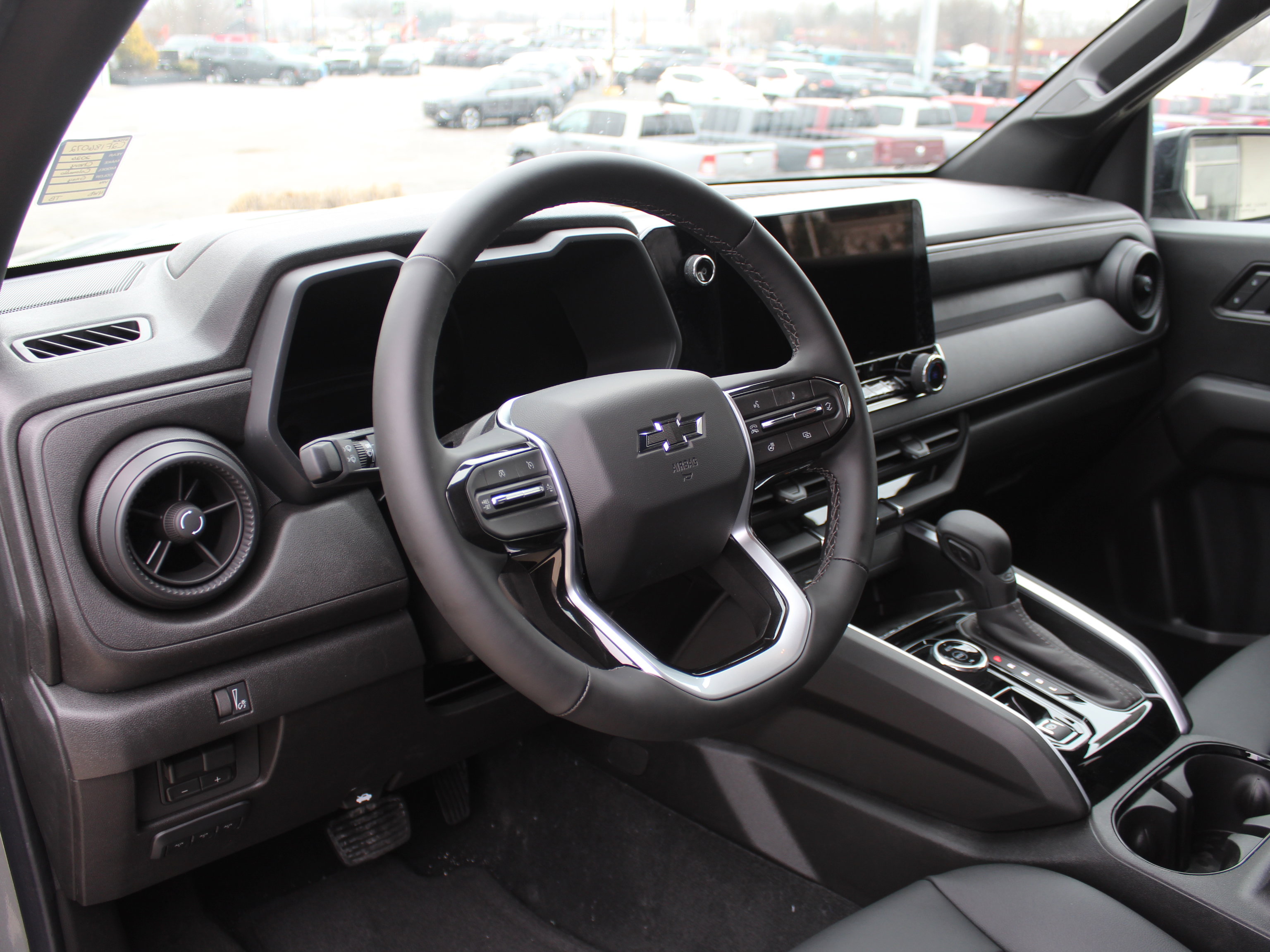 New 2026 Chevrolet Colorado Trail Boss w/ Midnight Edition image 10