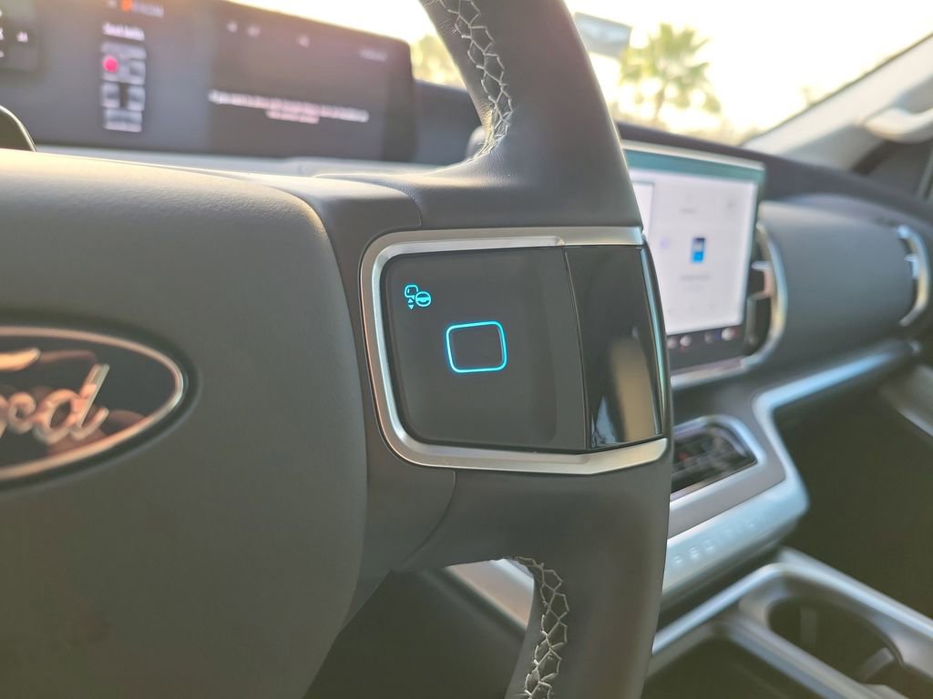 Used 2026 Ford Expedition Max Platinum w/ Platinum Ultimate Package image 25