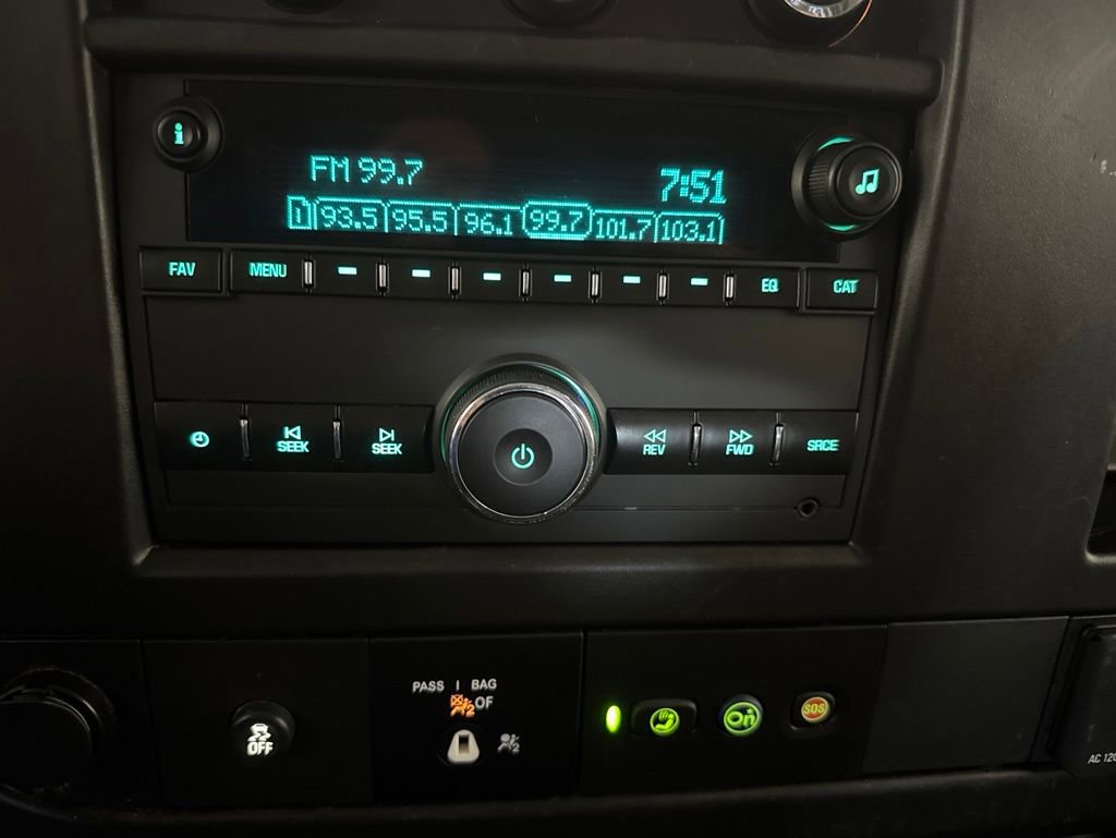 Used 2019 GMC Savana 2500 Extended RWD image 19