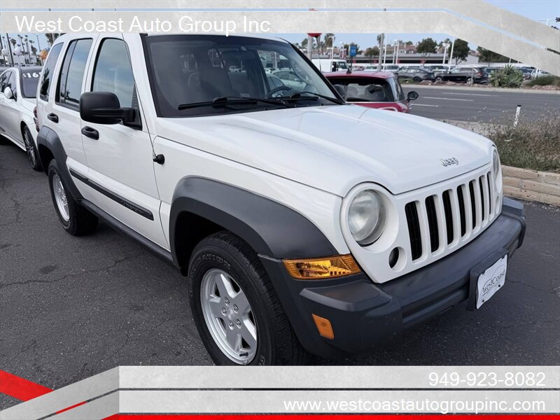 Used 2007 Jeep Liberty Sport RWD image 3