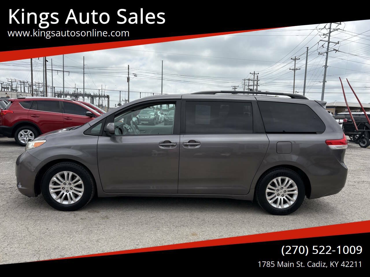 Used 2011 Toyota Sienna XLE w/ Entertainment Pkg FWD image 1
