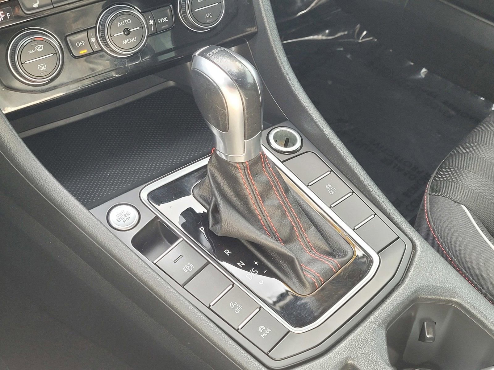 Used 2019 Volkswagen Jetta GLI image 25