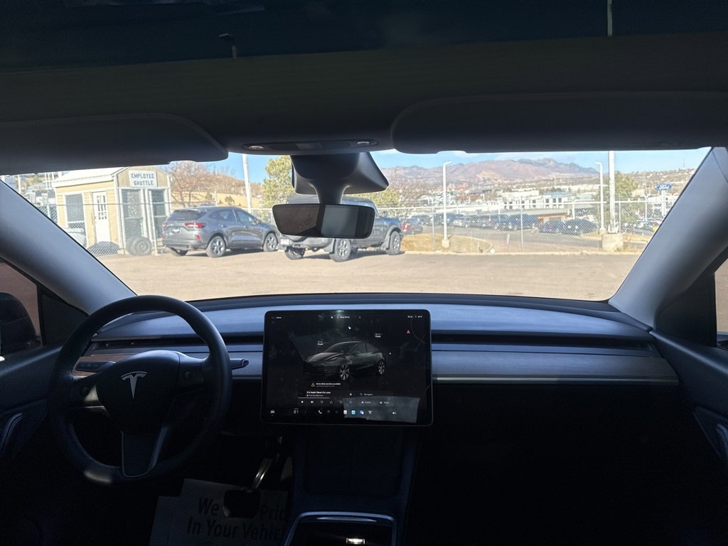 Used 2022 Tesla Model Y Long Range image 21