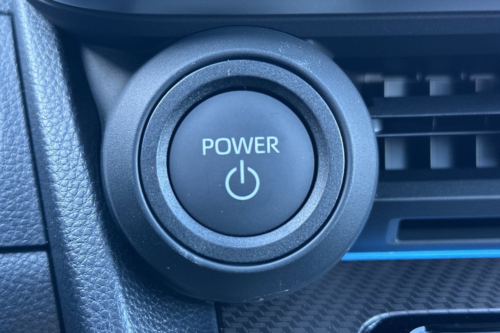 Used 2026 Toyota Prius Limited w/ Limited Premium Package image 24