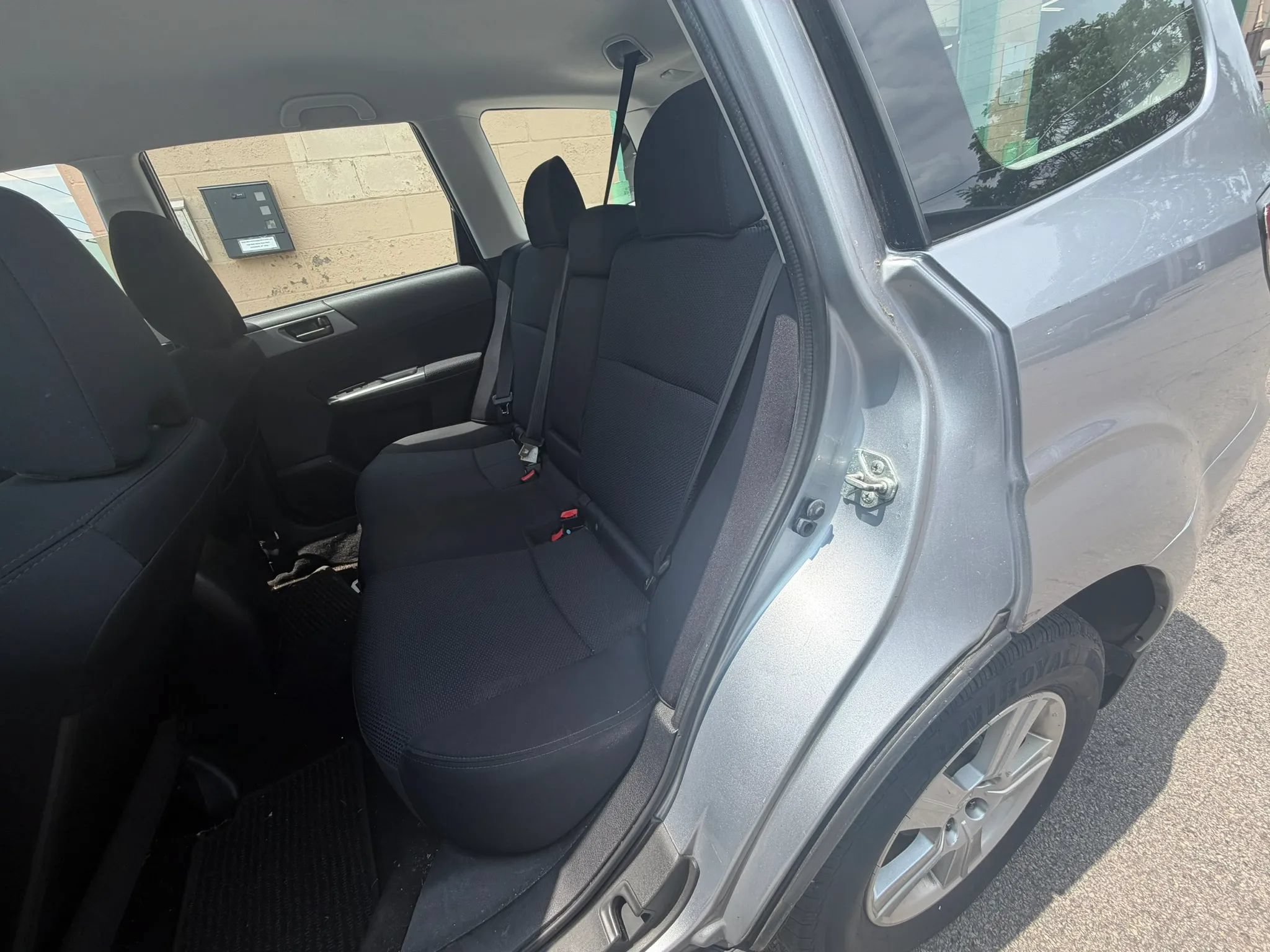 Used 2012 Subaru Forester 2.5X w/ Alloy Wheel Pkg AWD/4WD image 17