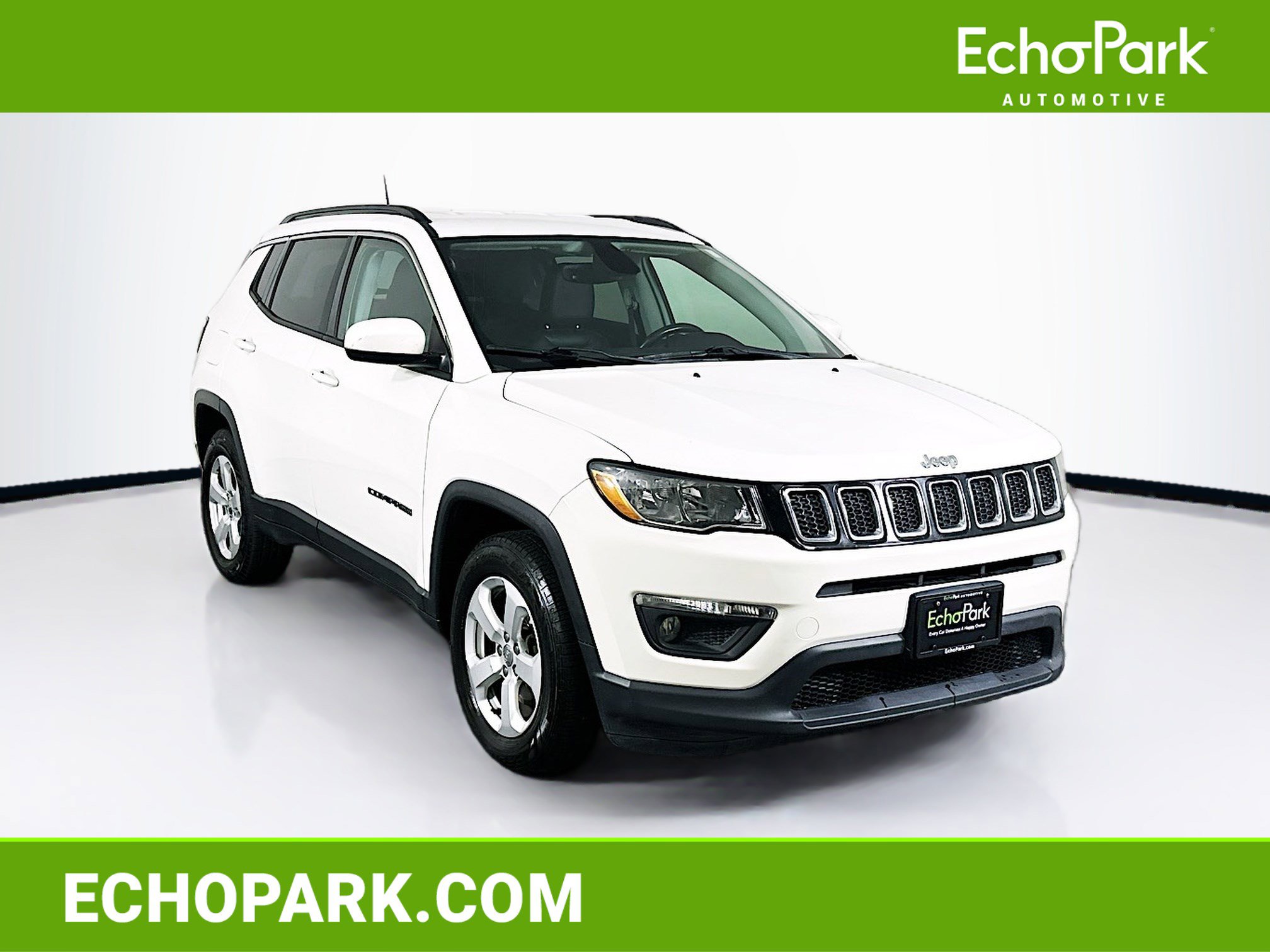 Used 2018 Jeep Compass Latitude w/ Popular Equipment Group AWD/4WD image 1