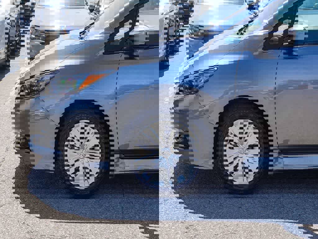 Used 2022 Nissan Leaf S FWD image 9