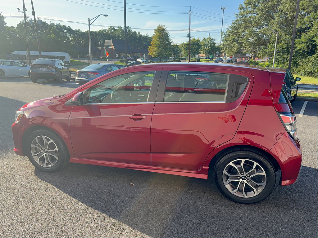 Used 2018 Chevrolet Sonic LT w/ Convenience Package FWD image 14