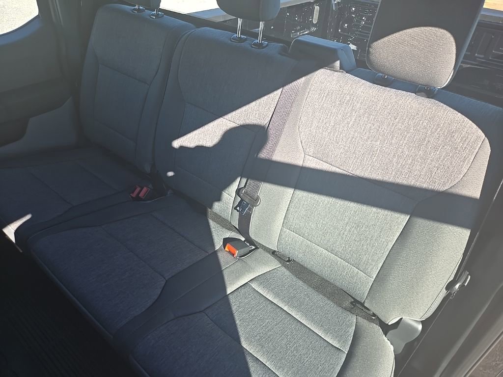 New 2026 Ford F250 XL w/ F-250 >10K GVWR Package image 24