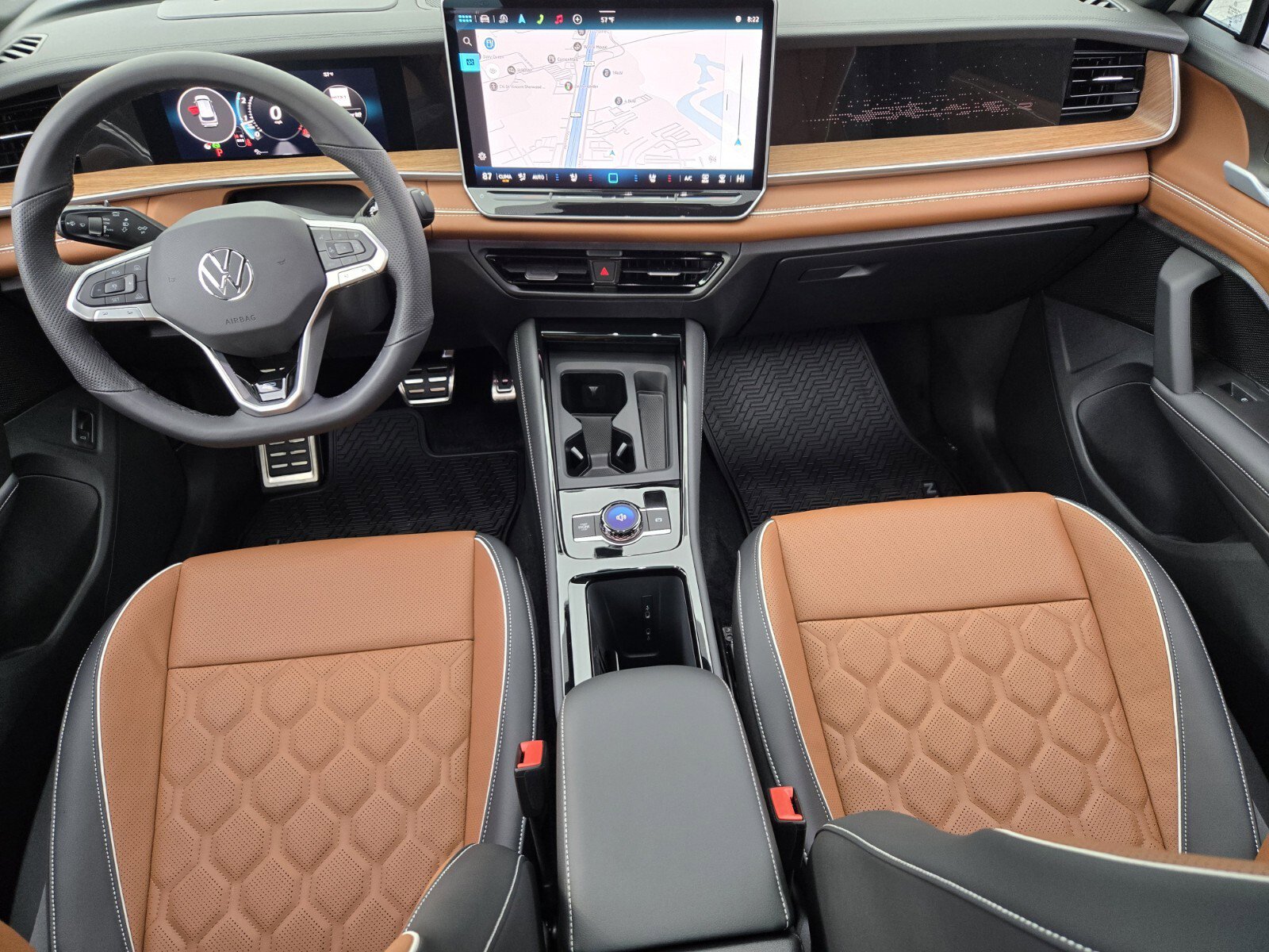 New 2026 Volkswagen Tiguan SEL R-Line image 9