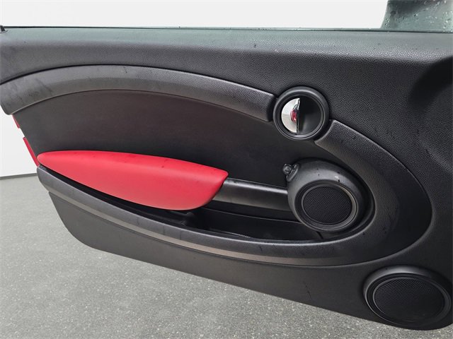 Used 2013 MINI Cooper Convertible image 22