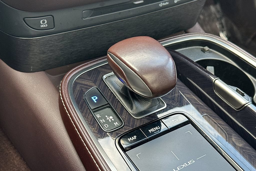 Used 2018 Lexus LS 500 w/ Luxury Package RWD image 21