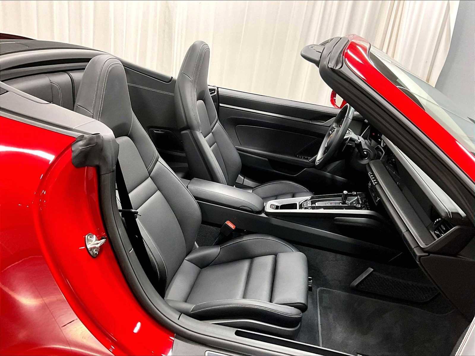 Used 2023 Porsche 911 Carrera 4S image 28