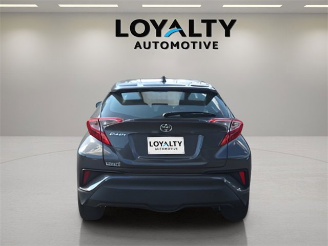 Used 2021 Toyota C-HR LE image 4