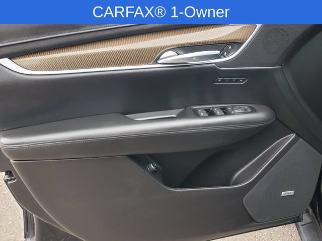 Certified 2018 Cadillac XT5 Platinum w/ Driver Assist Package AWD/4WD image 8