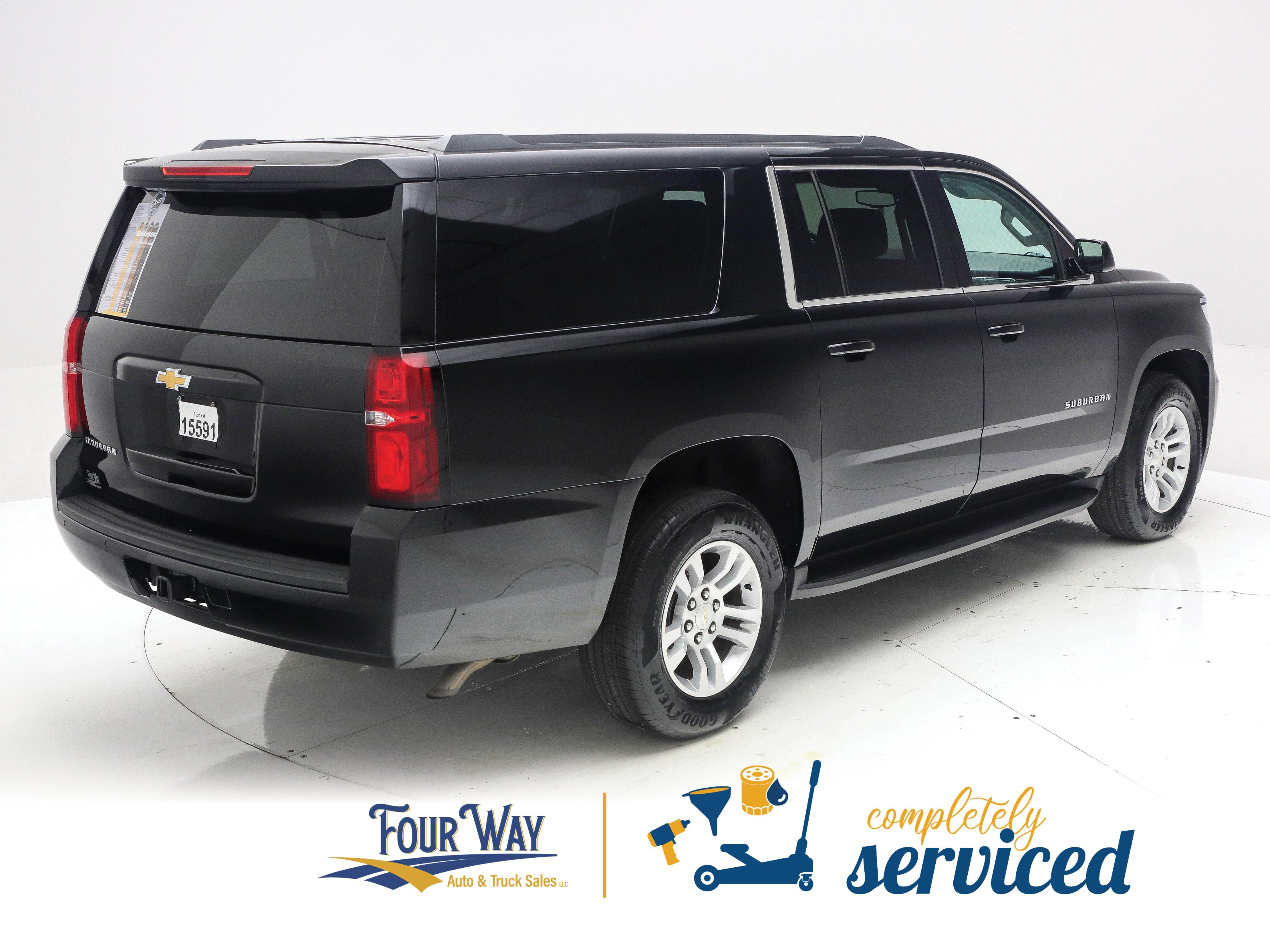 Used 2018 Chevrolet Suburban LS w/ Max Trailering Package AWD/4WD image 4