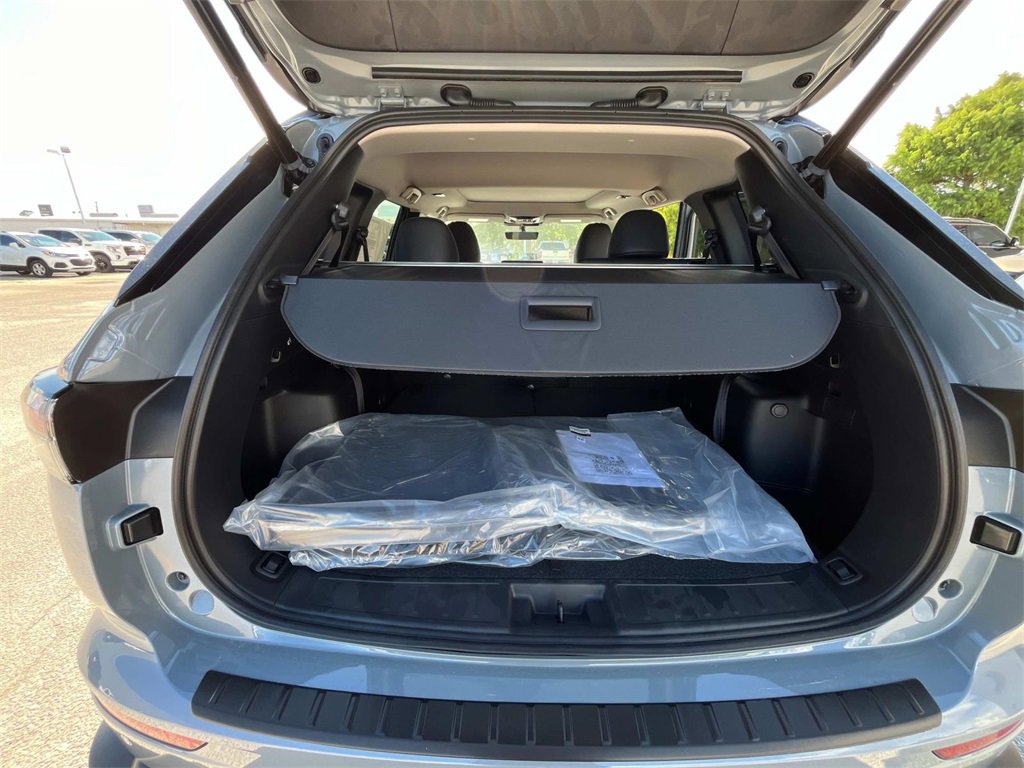 New 2025 Mitsubishi Outlander SE image 18