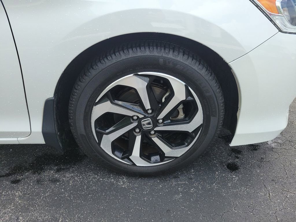 Used 2016 Honda Accord EX-L image 6