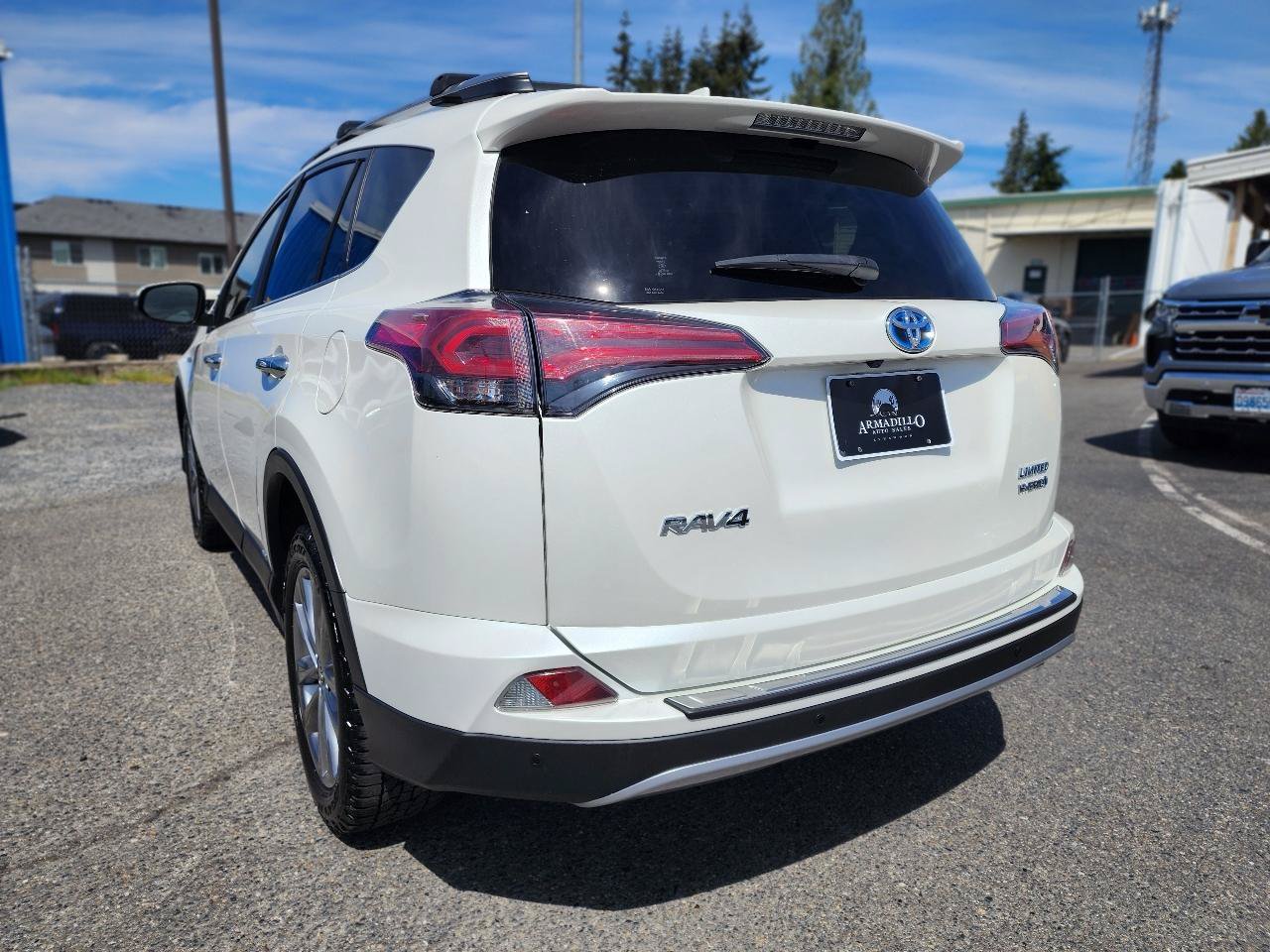 Used 2017 Toyota RAV4 Limited w/ All Weather Liner Package AWD/4WD image 8