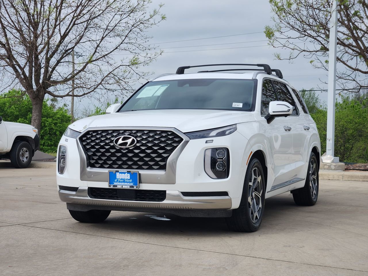 Used 2022 Hyundai Palisade Calligraphy FWD image 3