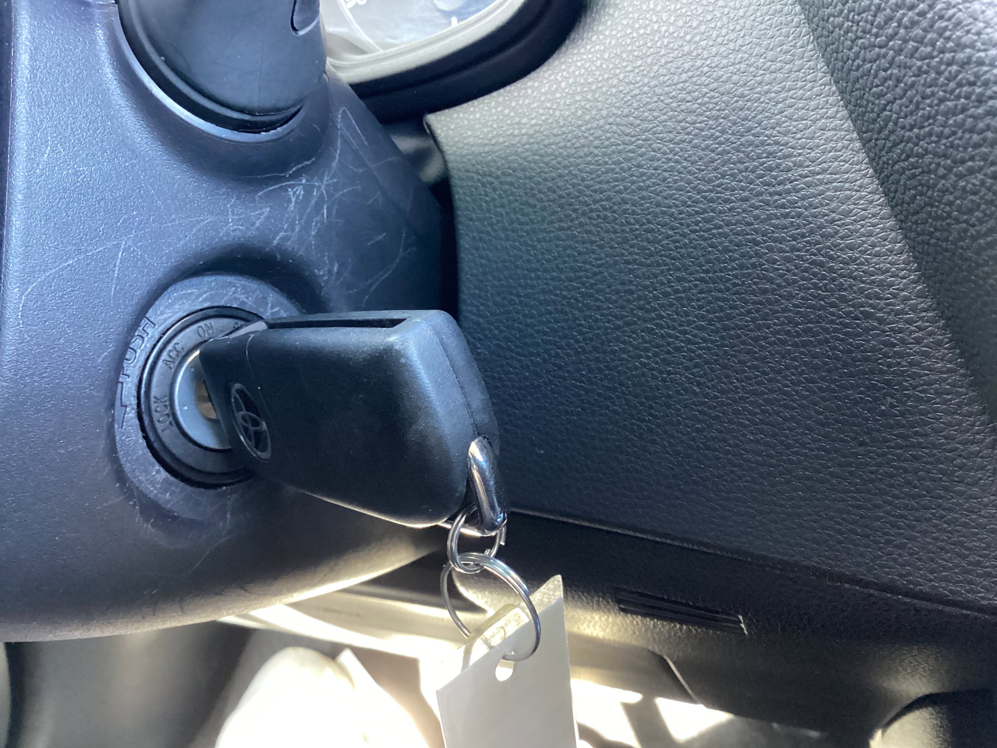 Certified 2025 Toyota Corolla LE image 35