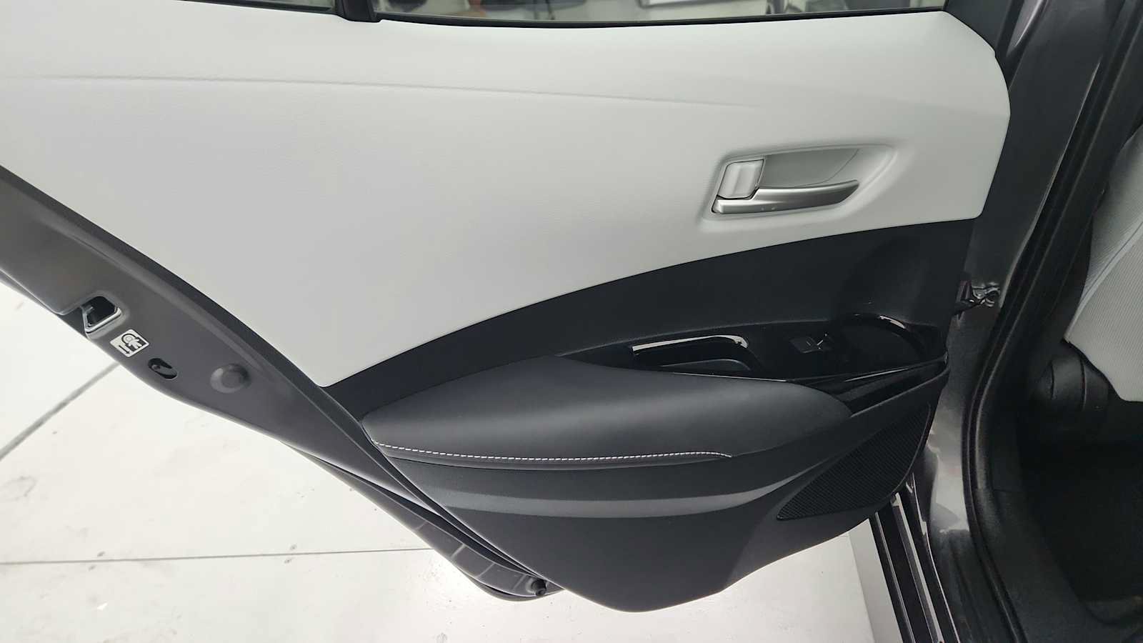 Used 2024 Toyota Corolla SE FWD image 28