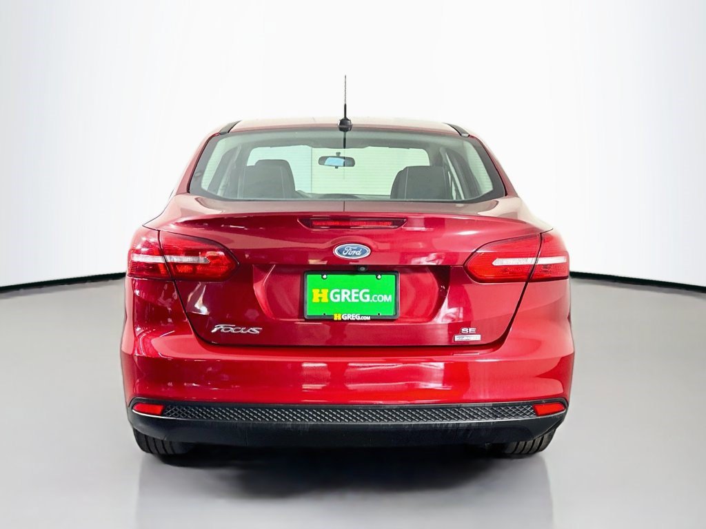 Used 2017 Ford Focus SE FWD image 8