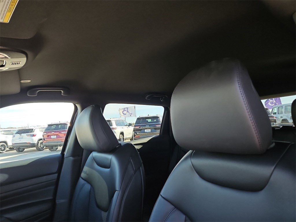 New 2026 Jeep Compass Latitude image 22