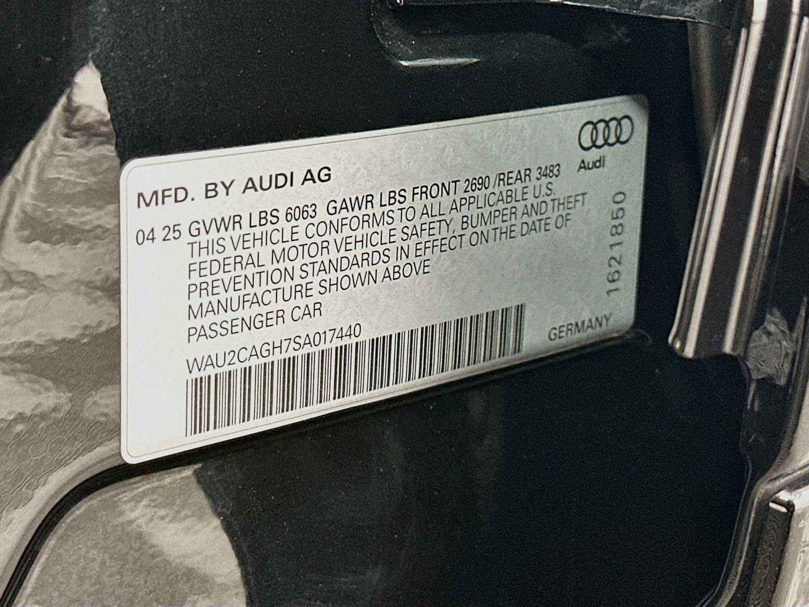 Used 2025 Audi A6 e-tron Premium Plus RWD image 30