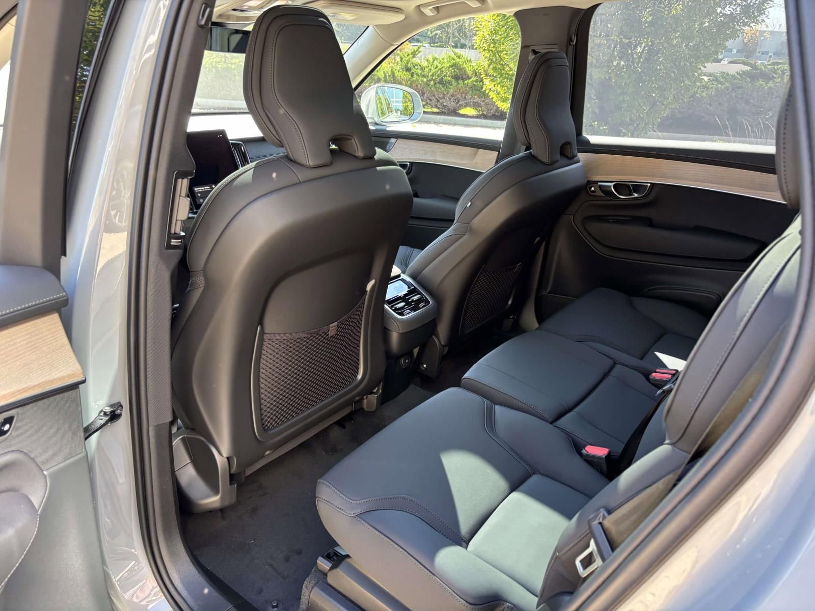 Used 2026 Volvo XC90 B6 Plus w/ Protection Package Premier AWD/4WD image 27