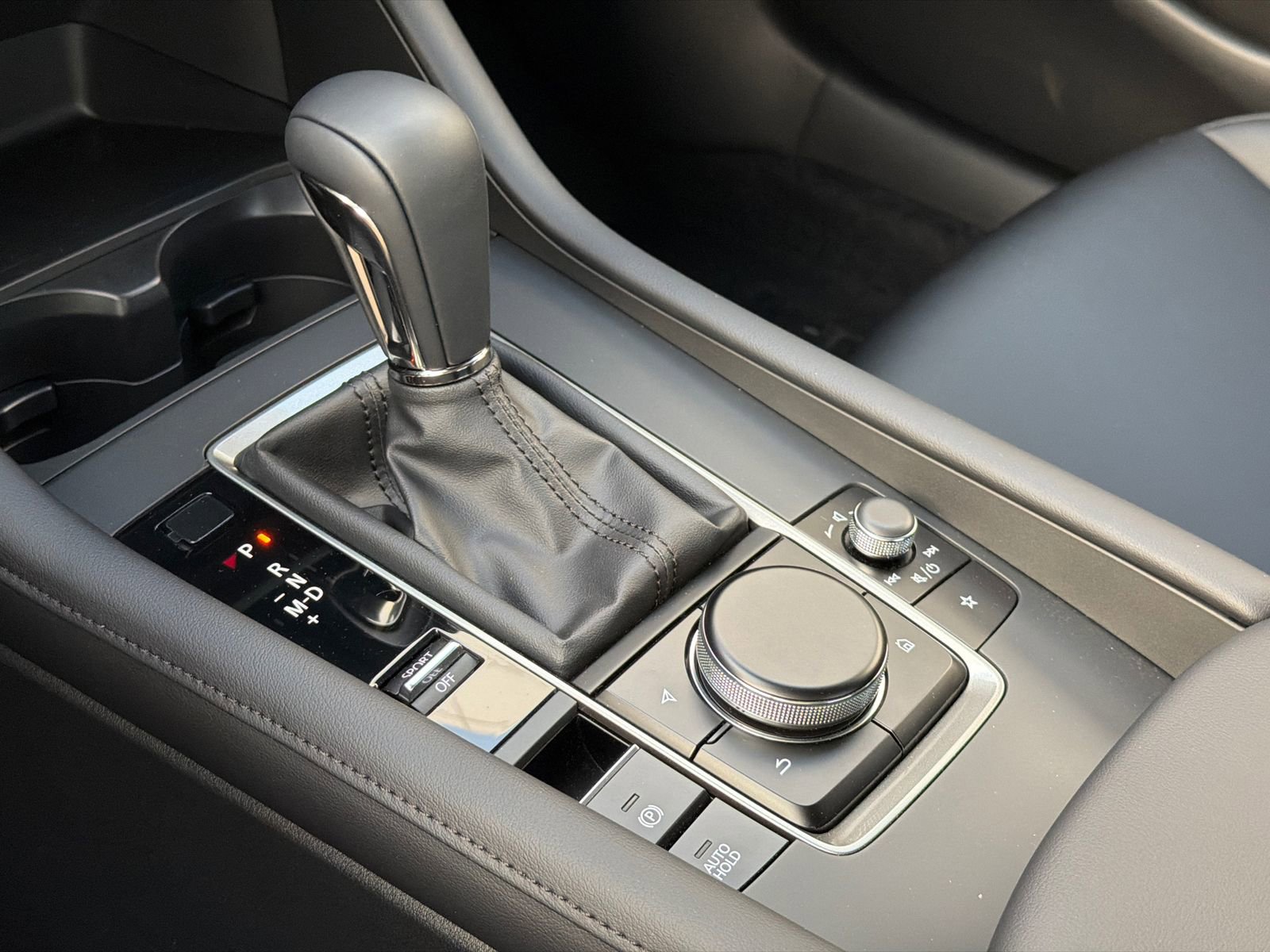 New 2026 MAZDA MAZDA3 s Sport FWD image 24