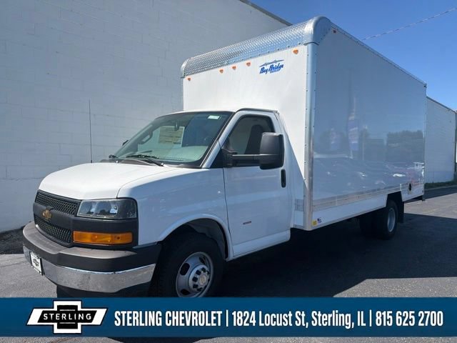 New 2026 Chevrolet Express 3500 w/ Power Convenience Package RWD image 6