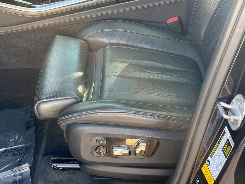 Used 2019 BMW X5 xDrive50i AWD/4WD image 19